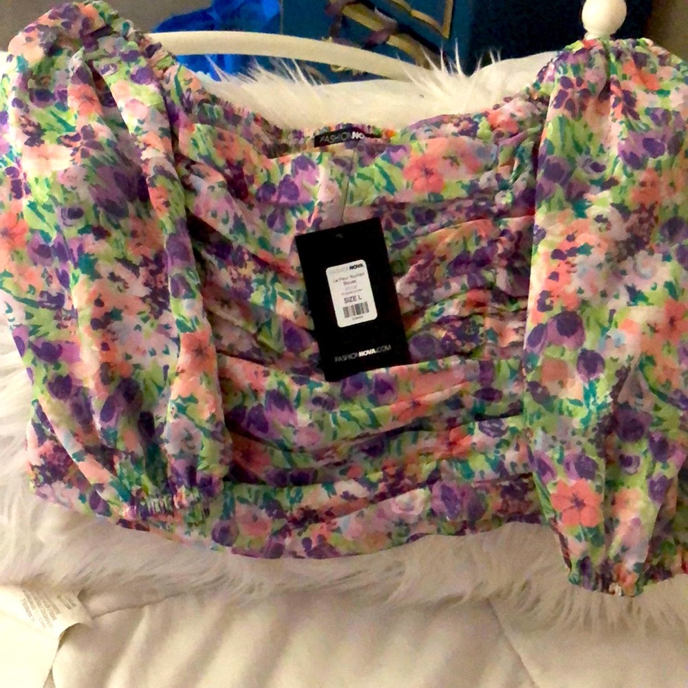 Fashion nova elbow sleeve top